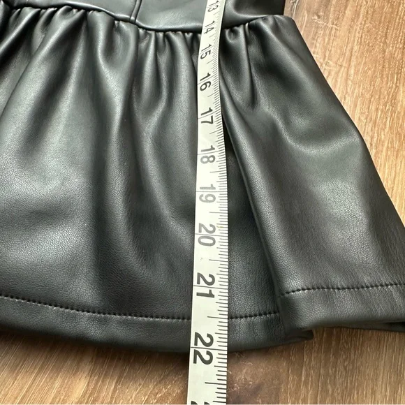 Kit & Sky Faux Leather Peplum Top Black Size Small Soft Lined Vegan Leather - Picture 4 of 8